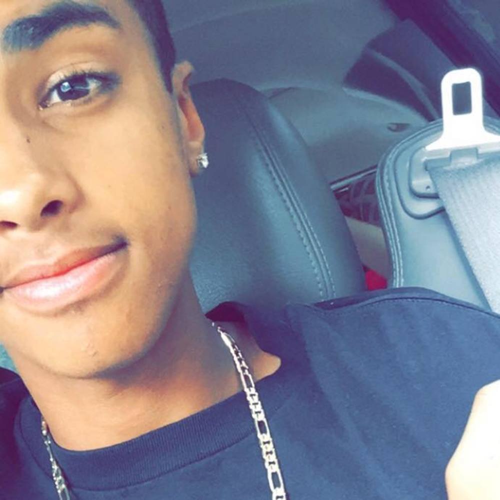 Meet your Posher, Ethan